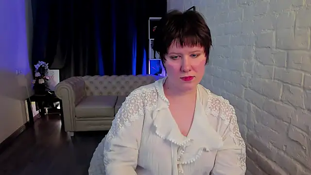 Eveleen Brown online show from 12-05-25, 01:52