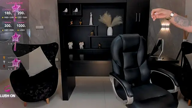 ChloeManson online show from 12-13-24, 01:37