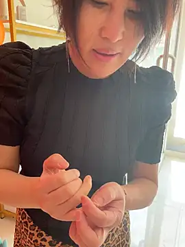 luckybaby666999 online show from 04-21-26, 03:02