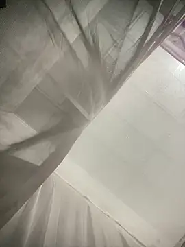 muutoo online show from 01-05-26, 09:07