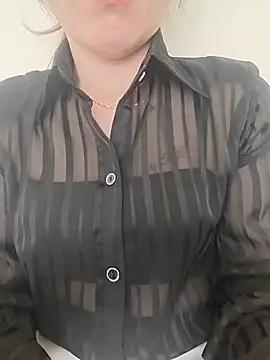 Baby-Linh online show from 06-23-26, 05:16