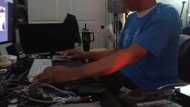 daddyleftcurve online show from 12-03-25, 10:24