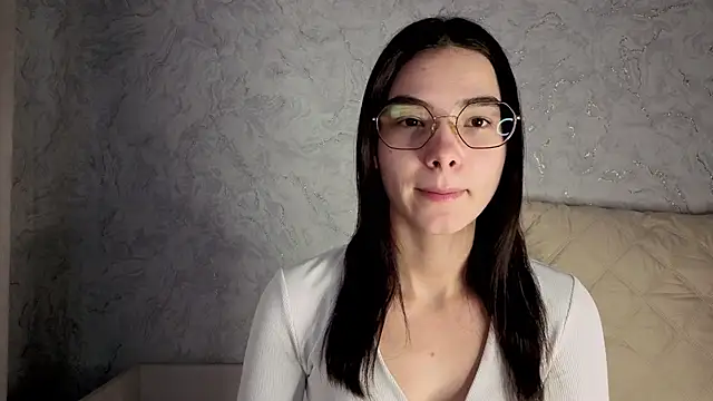 Laura Sunday online show from 02-28-26, 07:31