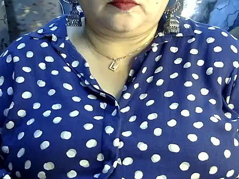 Snapshot of Soniya_Sha chatting on 06-29-26, 09:04 Soniya Sha online show from 06-29-26, 09:04