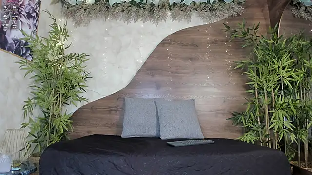 ali miko online show from 12-21-25, 02:02