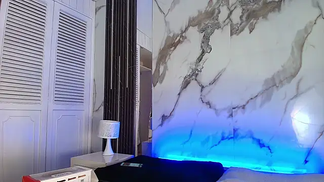 BellaHarpeer online show from 03-25-26, 07:31