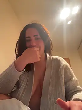 tesaa1212 online show from 04-14-26, 08:15