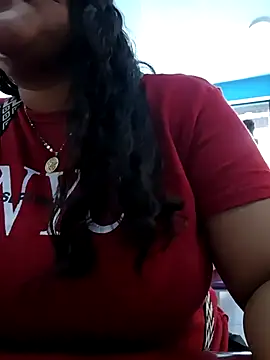 VaneandRossy online show from 02-14-26, 05:10