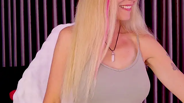 betty xoxoo online show from 07-24-26, 11:08
