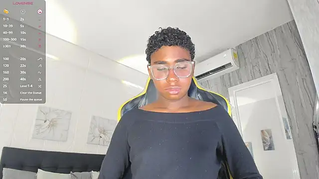 teylor lovee online show from 03-10-26, 08:47