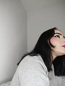 tiffanybrowm online show from 03-25-26, 05:02