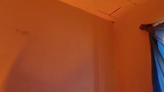 Snapshot of MoonLipsON- chatting on 05-08-26, 04:56 MoonLipsON- online show from 05-08-26, 04:56