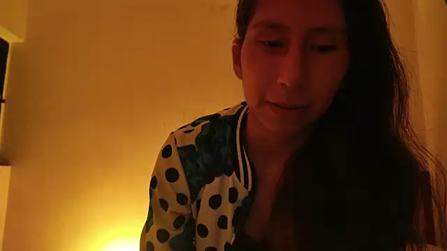 MoonLipsON- online show from 06-18-26, 02:01