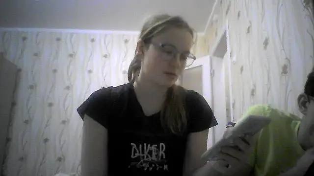 EvgeniyXAnna online show from 02-10-26, 08:57