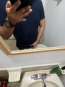 CharlyyX online show from 12-04-25, 02:10