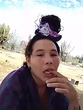 Snapshot of daniela_fox1 chatting on 04-05-26, 06:16 daniela fox1 online show from 04-05-26, 06:16