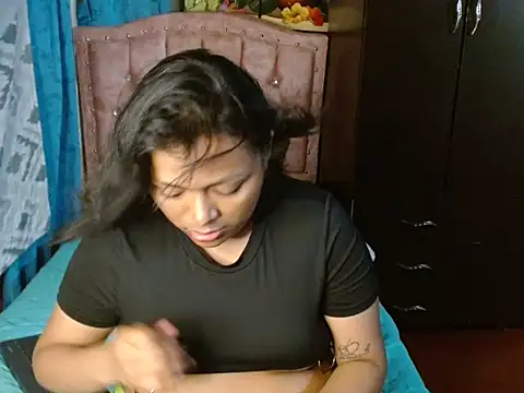 caro lil online show from 02-25-26, 03:16