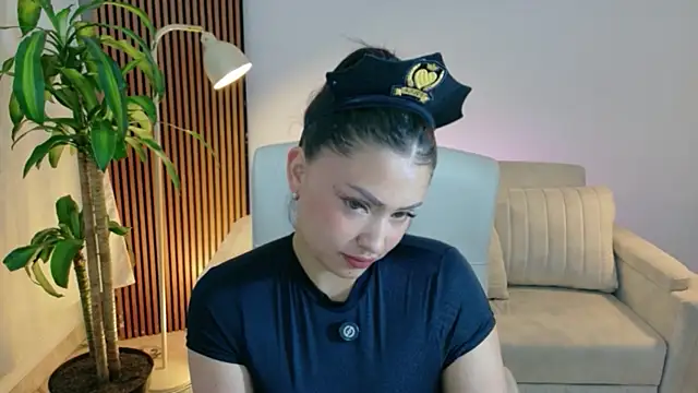 victoria   moon online show from 04-29-26, 02:10