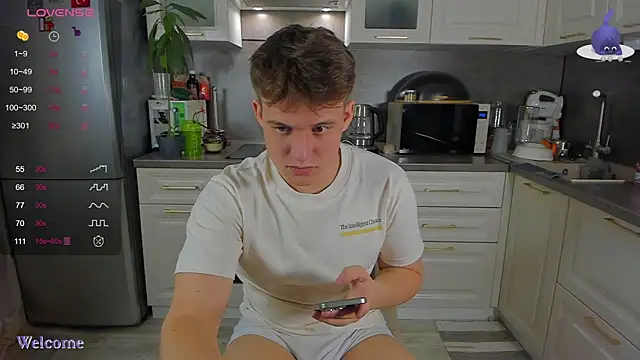 fruitninjaga online show from 12-17-25, 10:54