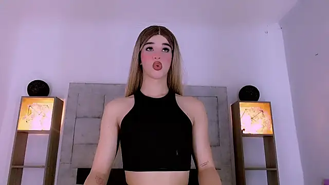 Hanna Sophia1 online show from 12-16-25, 07:30