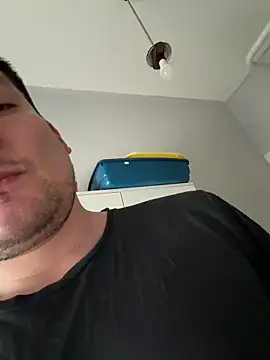 Snapshot of CharlyAlfa22 chatting on 03-28-26, 04:17 CharlyAlfa22 online show from 03-28-26, 04:17