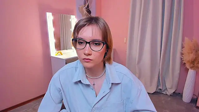 NanSalen online show from 12-05-25, 11:19