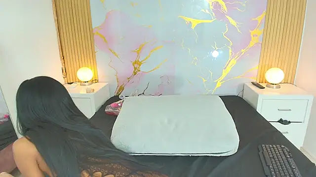 AprillRoss online show from 02-18-26, 12:23