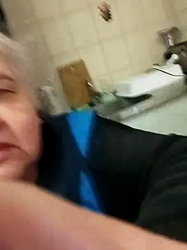 HapinessLovee online show from 01-16-26, 09:46