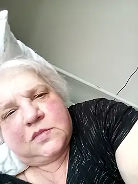 HapinessLovee online show from 03-30-26, 05:41