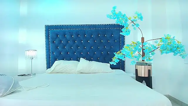 Velora nigth online show from 03-12-26, 12:00