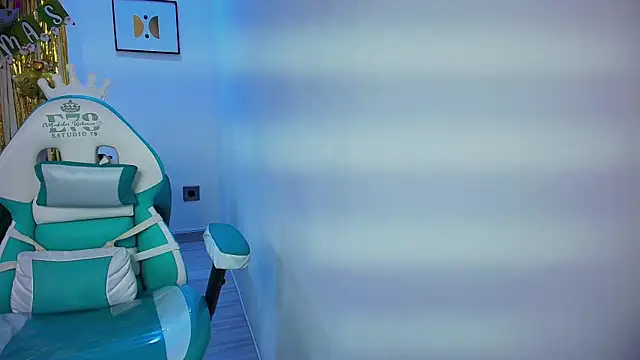 Babe kiitty online show from 12-19-25, 11:50