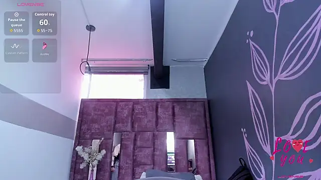 Kiara Fox   online show from 03-19-26, 08:35