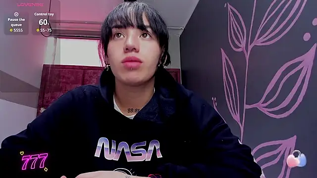 Kiara Fox   online show from 03-26-26, 08:03