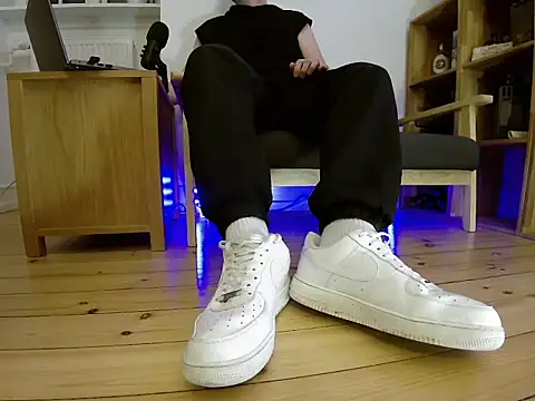 Snapshot of jonas_camboy chatting on 01-10-26, 04:09 jonas camboy online show from 01-10-26, 04:09