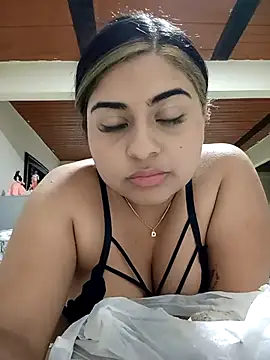 MariaPaula22  online show from 12-22-25, 08:00