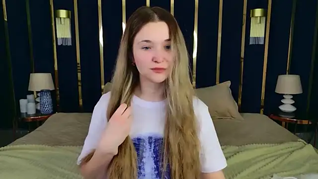 Lina Sinerz online show from 02-19-26, 03:41