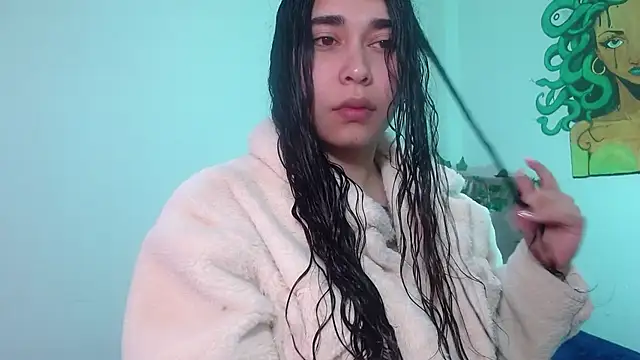 naomybenedetti online show from 12-21-25, 12:45