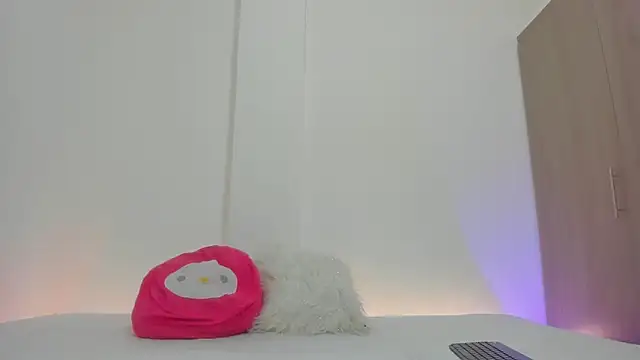 litle slut online show from 04-30-26, 02:07