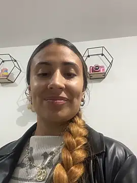 Megumi Ivanov online show from 01-17-26, 12:37