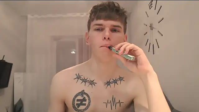 Snapshot of Fredd_Xanders chatting on 04-30-26, 12:06 Fredd Xanders online show from 04-30-26, 12:06