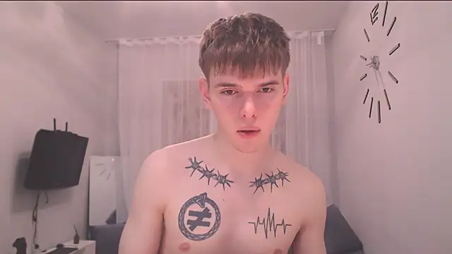Snapshot of Fredd_Xanders chatting on 05-27-26, 11:35 Fredd Xanders online show from 05-27-26, 11:35