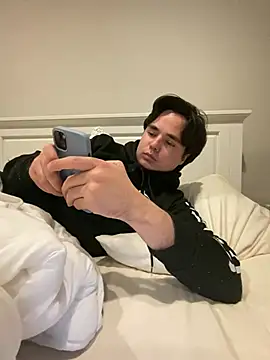 phantom898983 online show from 01-16-26, 08:07