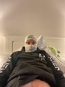 phantom898983 online show from 04-09-26, 05:29