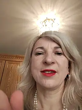 Snapshot of AhlyssaLove1155 chatting on 05-17-26, 08:12 AhlyssaLove1155 online show from 05-17-26, 08:12