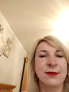 Snapshot of AhlyssaLove1155 chatting on 07-01-26, 02:57 AhlyssaLove1155 online show from 07-01-26, 02:57