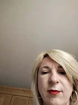Snapshot of AhlyssaLove1155 chatting on 07-05-26, 05:14 AhlyssaLove1155 online show from 07-05-26, 05:14