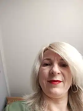Snapshot of AhlyssaLove1155 chatting on 07-15-26, 02:55 AhlyssaLove1155 online show from 07-15-26, 02:55