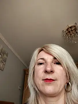 Snapshot of AhlyssaLove1155 chatting on 07-16-26, 03:07 AhlyssaLove1155 online show from 07-16-26, 03:07