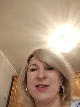 Snapshot of AhlyssaLove1155 chatting on 07-18-26, 04:11 AhlyssaLove1155 online show from 07-18-26, 04:11