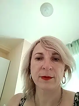 Snapshot of AhlyssaLove1155 chatting on 08-03-26, 12:21 AhlyssaLove1155 online show from 08-03-26, 12:21